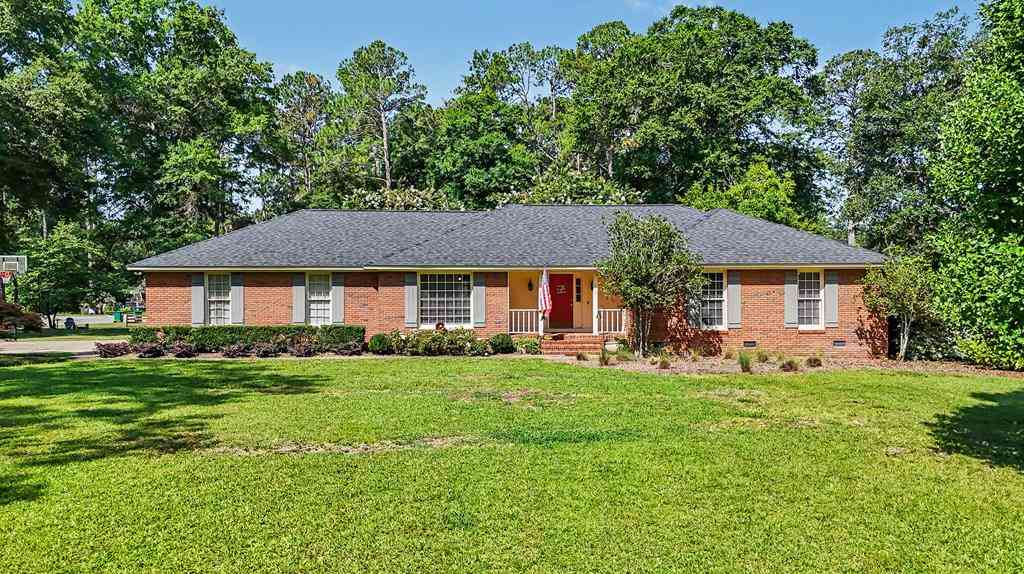 Homes For Sale - 173 Churchill Circle<br/> Leesburg, GA 31763