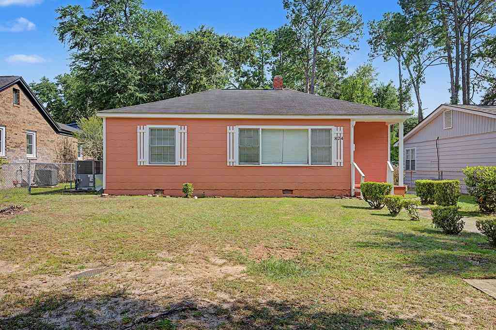 Homes For Sale - 824 Mercer Avenue W<br/> Albany, GA 31701