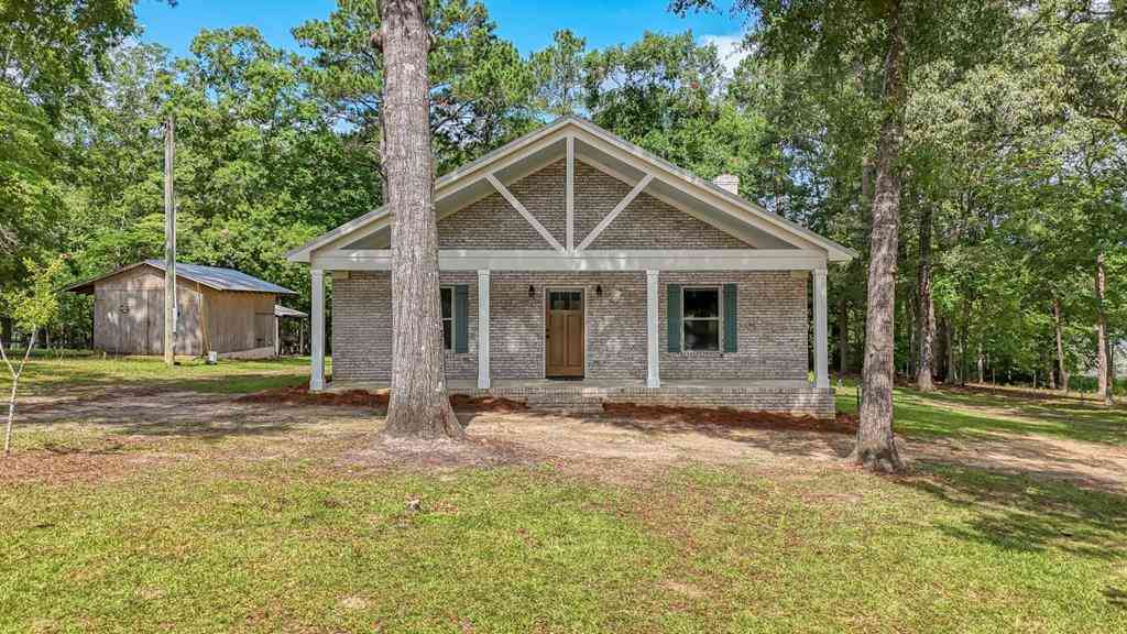 Homes For Sale - 32 Lake Point Drive<br/> Fort Gaines, GA 39851