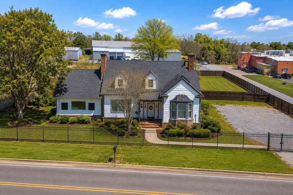 Homes For Sale - 235 Cedric Street<br/> Leesburg, GA 31763