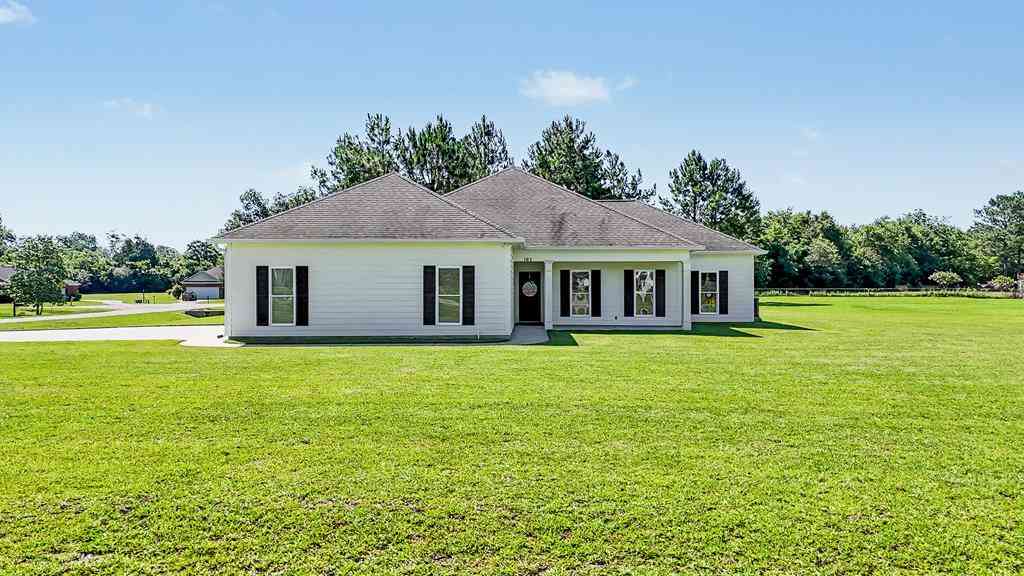 Homes For Sale - 165 White Oak Dr<br/> Lee County, Leesburg, GA 31763