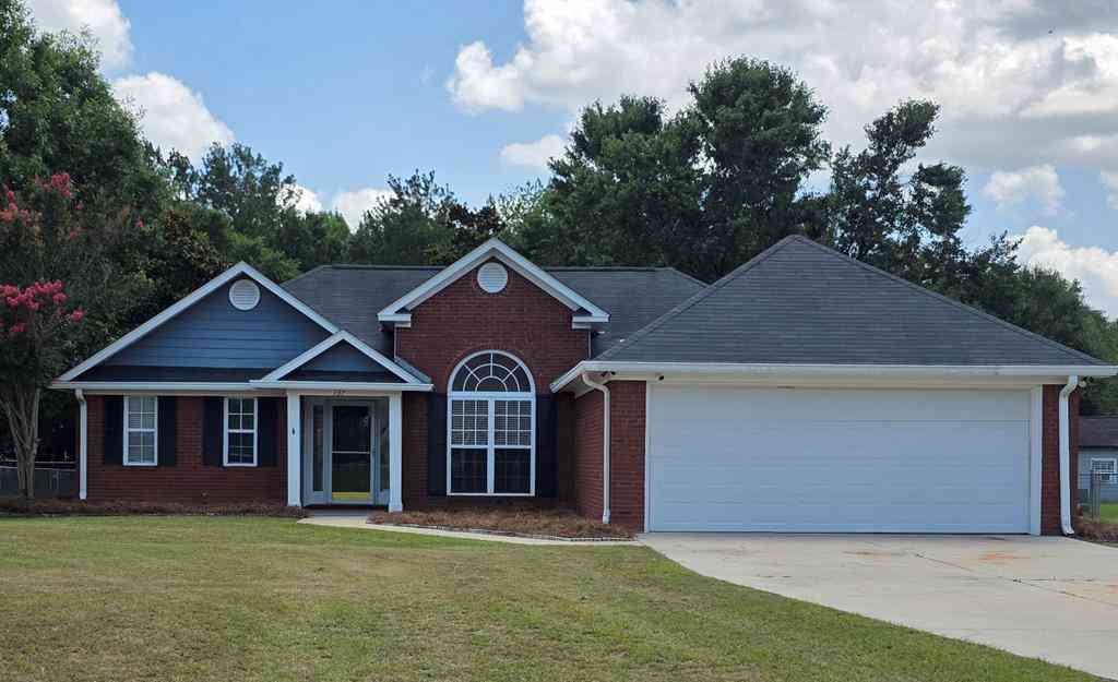 Homes For Sale - 137 Buckston Trace Lane<br/> Lee County, Leesburg, GA 31763