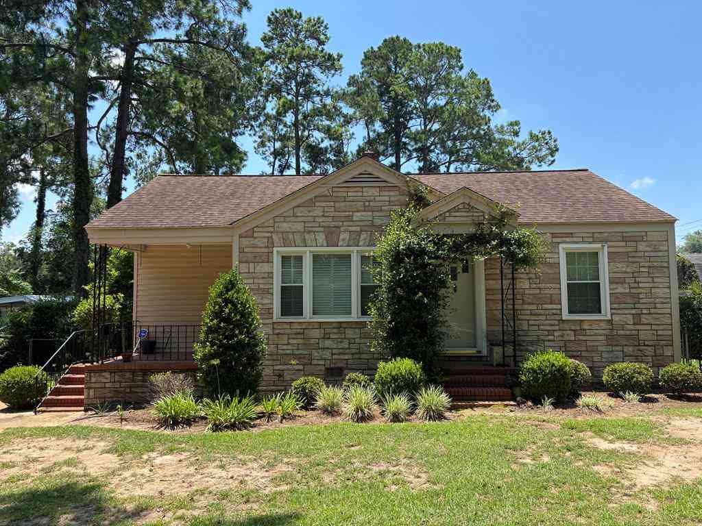 Homes For Sale - 1012 6th Avenue<br/> Dougherty County, Albany, GA 31701