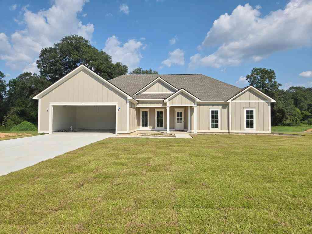 Homes For Sale - 121 Fawns Rest Court<br/> Lee County, Leesburg, GA 31763