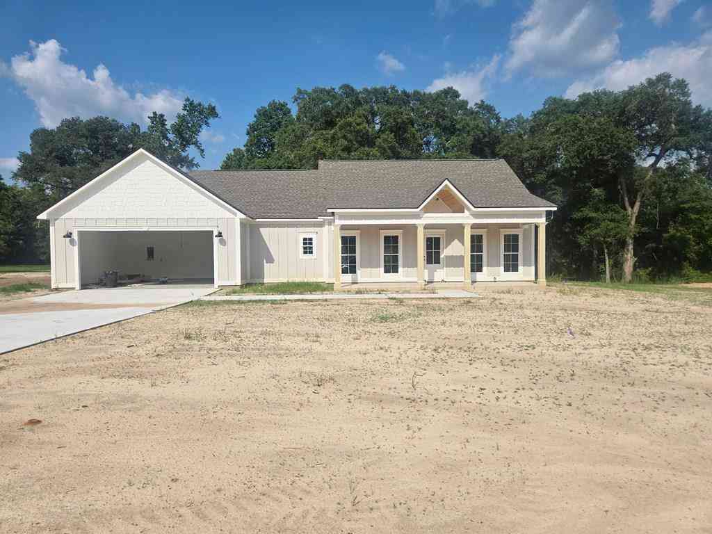 Homes For Sale - 109 Fawns Rest Court<br/> Lee County, Leesburg, GA 31763