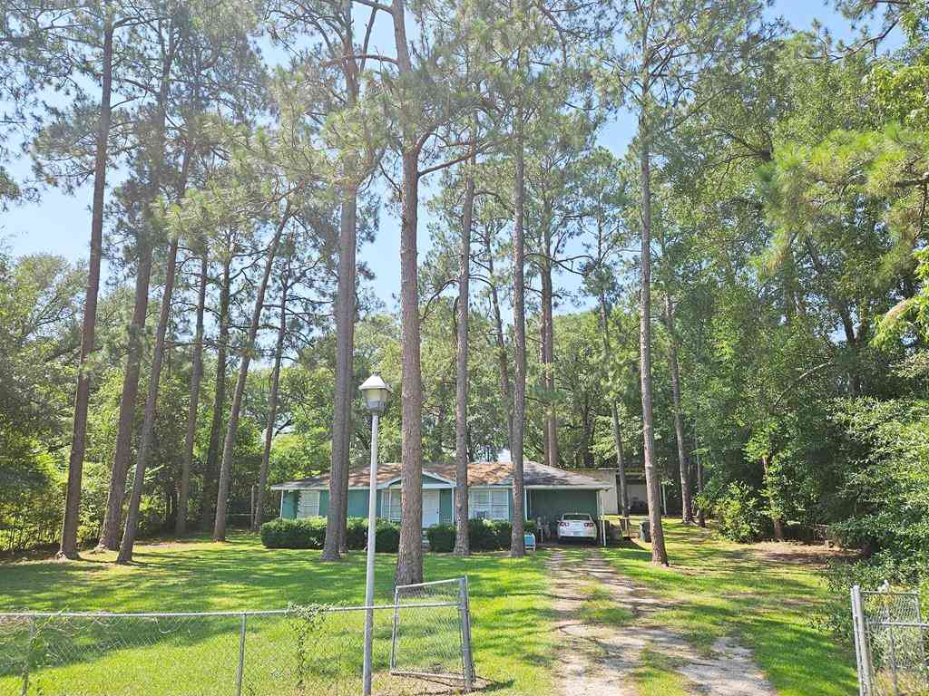 Homes For Sale - 2302 Oakhaven<br/> Albany, GA 31721