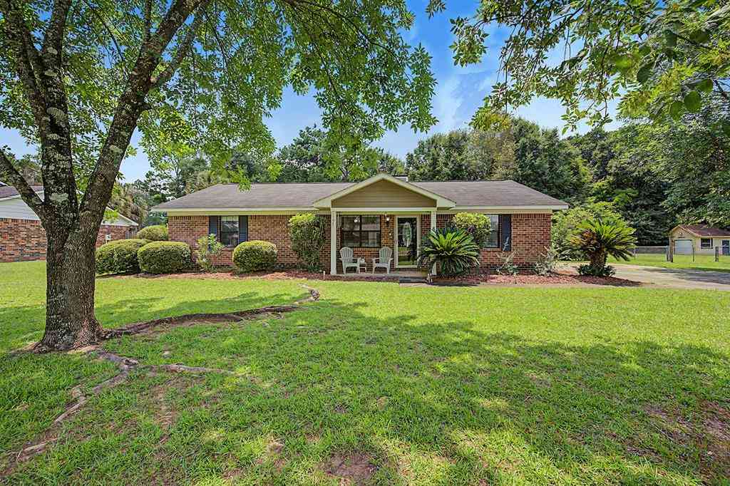 Homes For Sale - 107 Clinton Lane<br/> Lee County, Albany, GA 31701