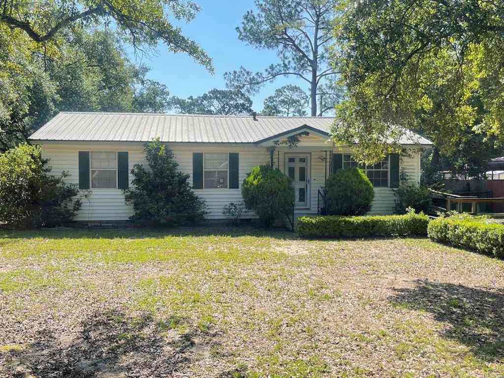 Homes For Sale - 328 Independence Dr<br/> Albany, GA 31705