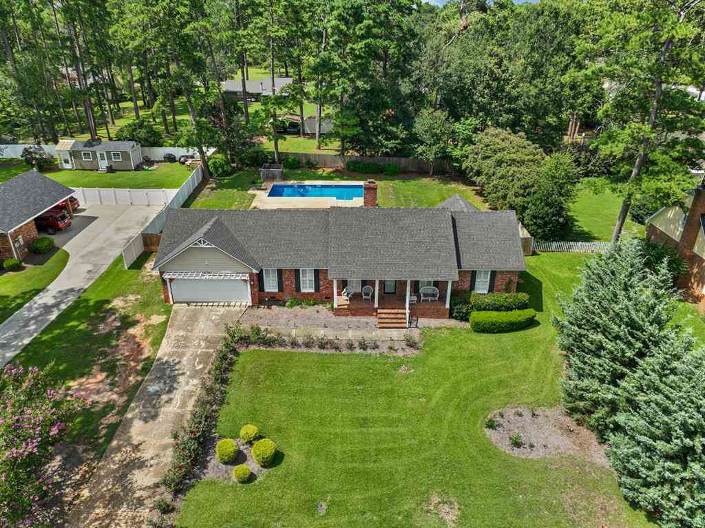 Homes For Sale - 3717 Gateway Avenue<br/> Albany, GA 31721