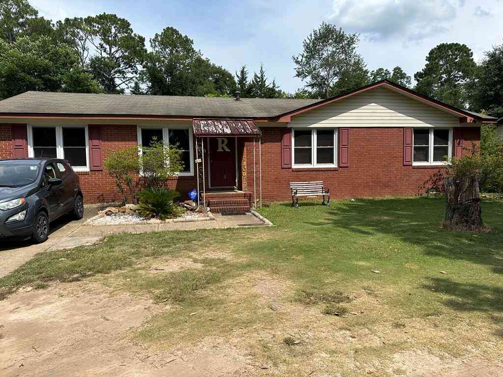 Homes For Sale - 704 S Magnolia Street<br/> Albany, GA 31707