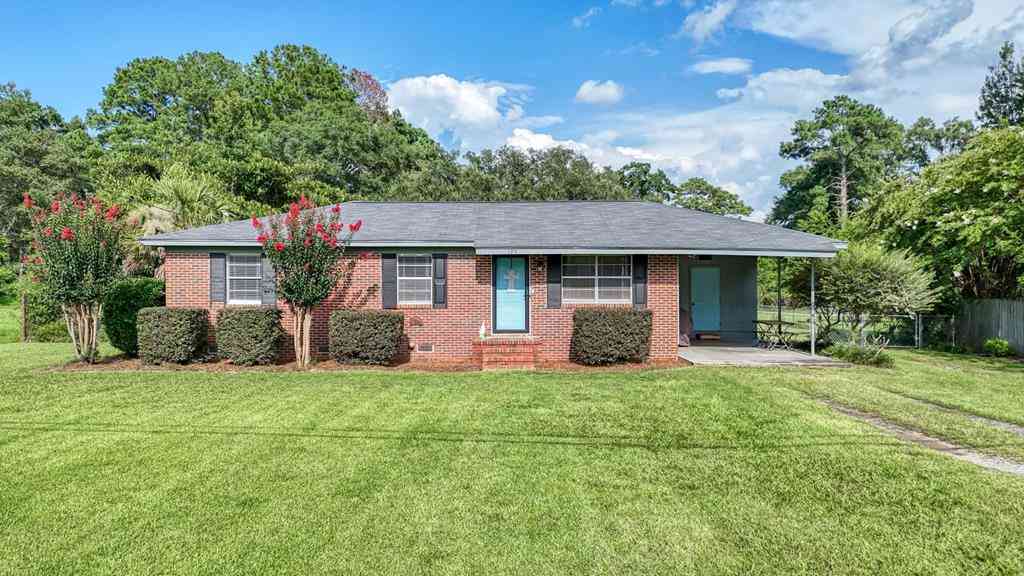 Homes For Sale - 120 Carolyn Avenue<br/> Leesburg, GA 31763