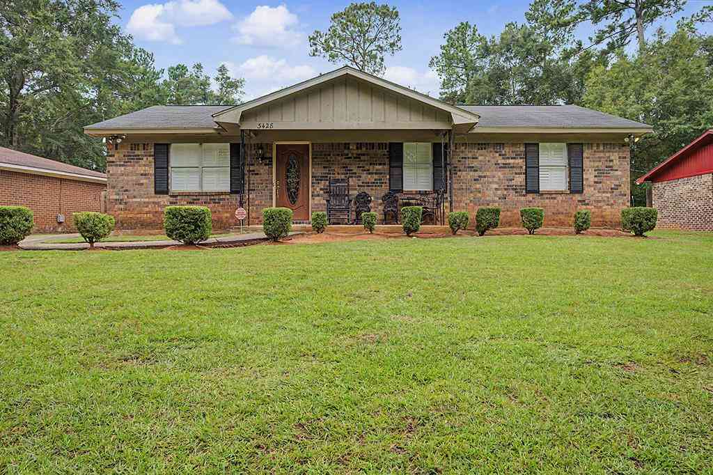 Homes For Sale - 3428 Sweetbrier Road<br/> Albany, GA 31701