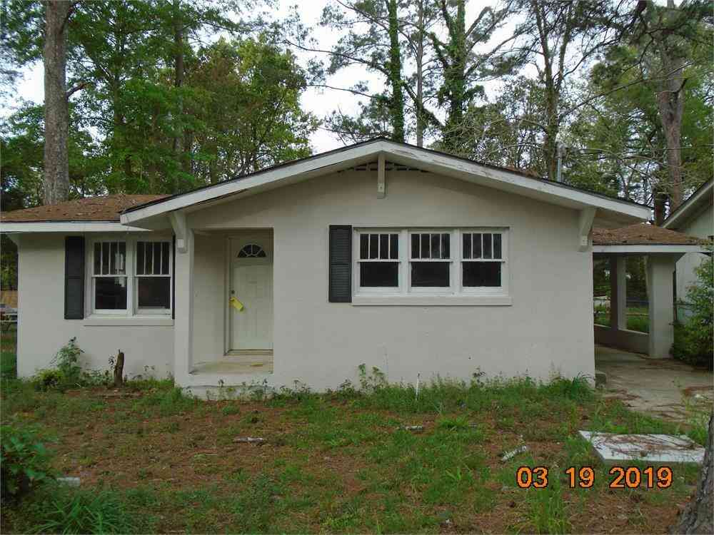 Homes For Sale - 312 SW 8th Street<br/> Moultrie, GA 31768