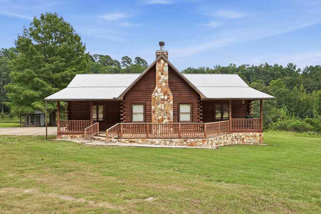 Homes For Sale - 2342 Davis Brothers Road<br/> Richland, GA 31825
