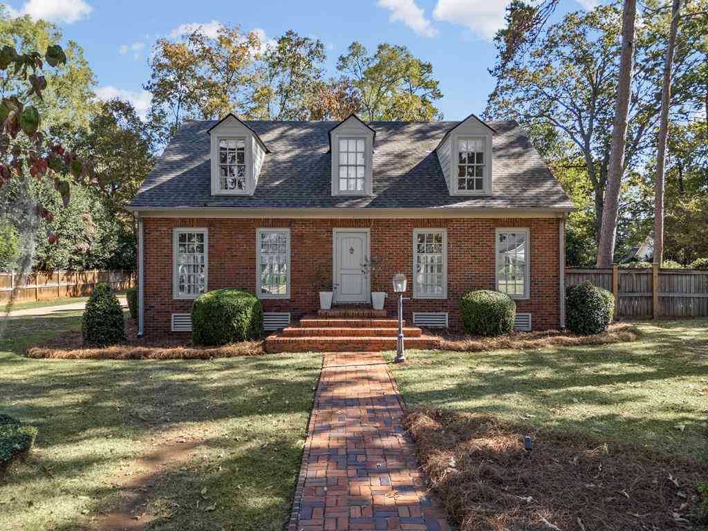 Homes For Sale - 2308 Doublegate Drive E<br/> Albany, GA 31721