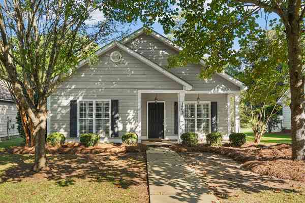 Homes For Sale - 1902 Sussex Court<br/> Albany, GA 31721