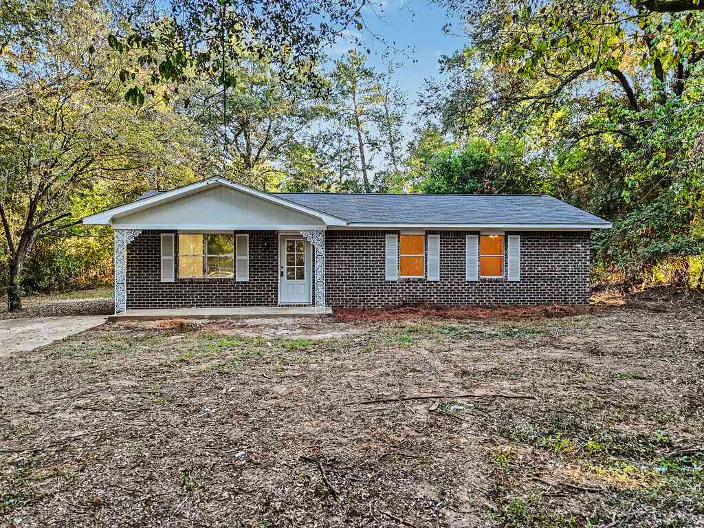 Homes For Sale - 3718 Plumcrest Avenue<br/> Albany, GA 31705