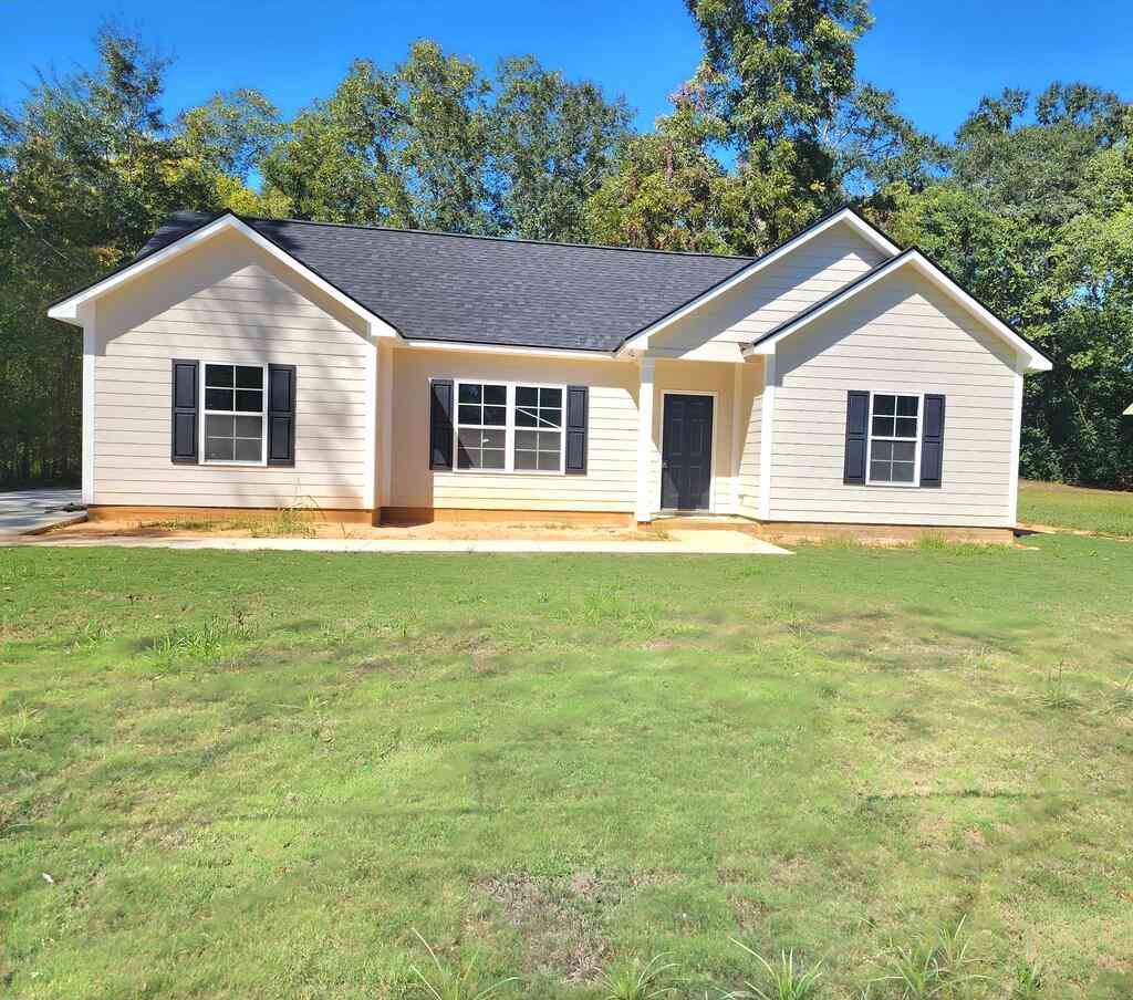 Homes For Sale - 352 NE 6th Avenue<br/> Terrell County, Dawson, GA 39842