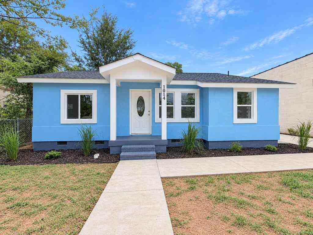 Homes For Sale - 1014 W Highland Avenue<br/> Dougherty County, Albany, GA 31701
