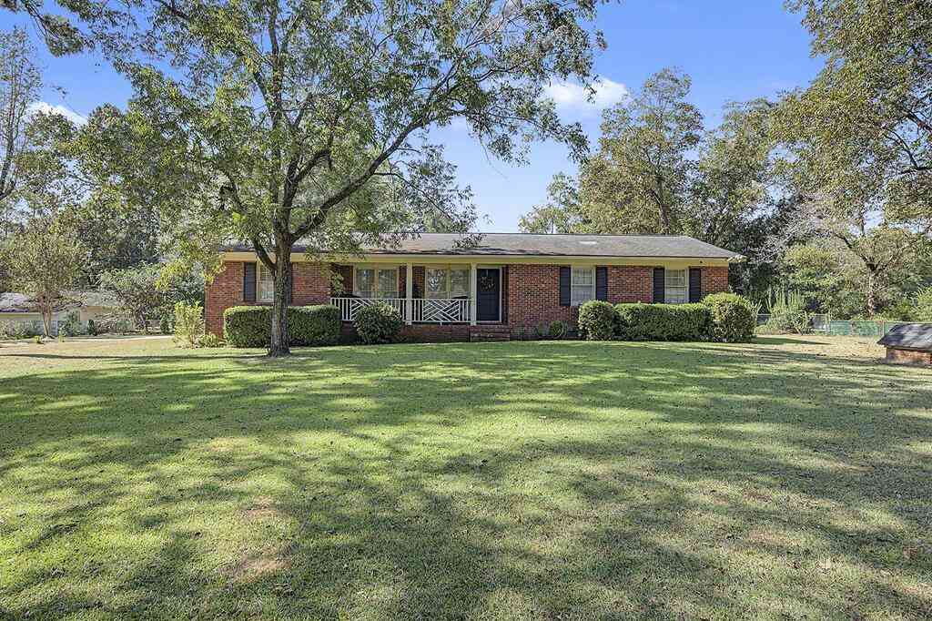 Homes For Sale - 3213 Higgins Drive<br/> Albany, GA 31721