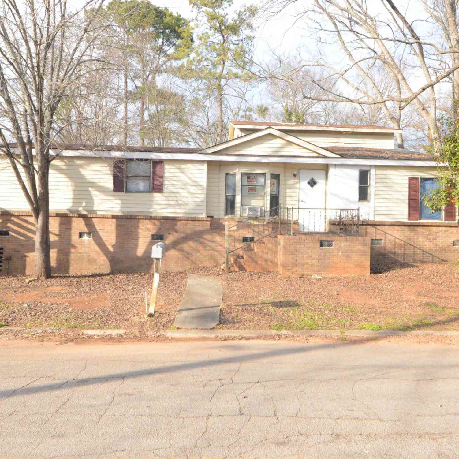 Multifamily For Sale - 423 Palmer Street<br/> Winnsboro, SC 29180