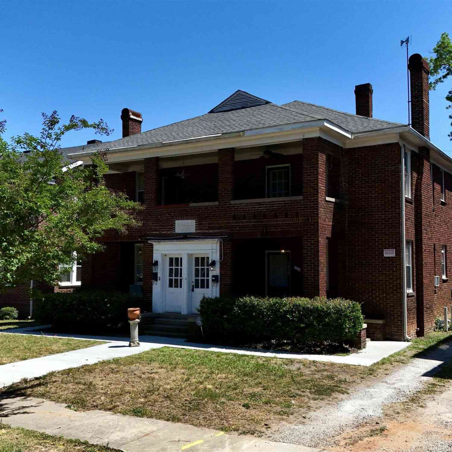 Multifamily For Sale - 1030 Kinard Court<br/> Columbia, SC 29201