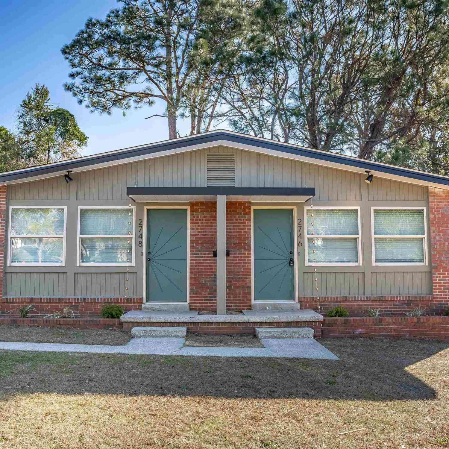 Multifamily For Sale - 2746/2748 Montgomery Avenue<br/> Columbia, SC 29205