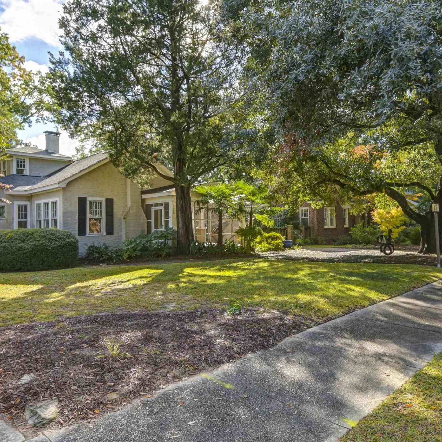 Homes For Sale - 528 Capitol Place<br/> Columbia, SC 29205