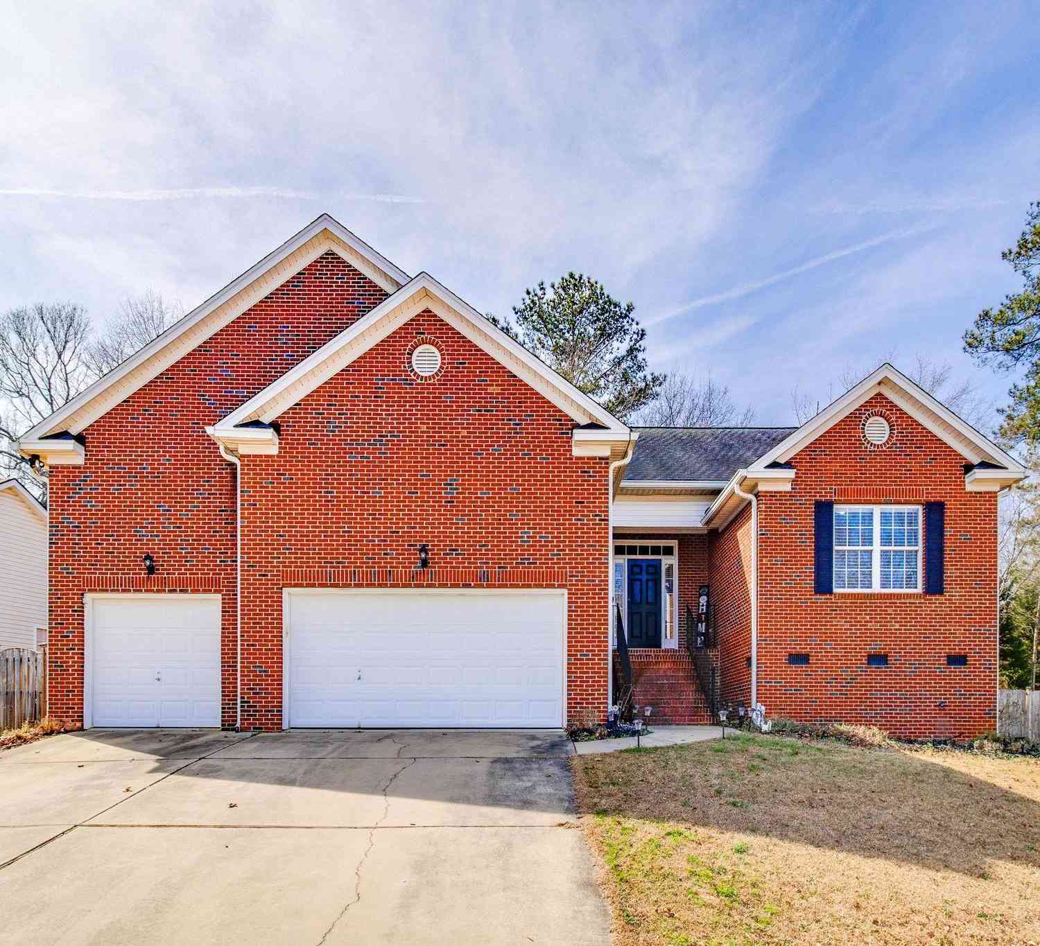Homes For Sale - 137 Oldtown Drive<br/> Lexington, SC 29072