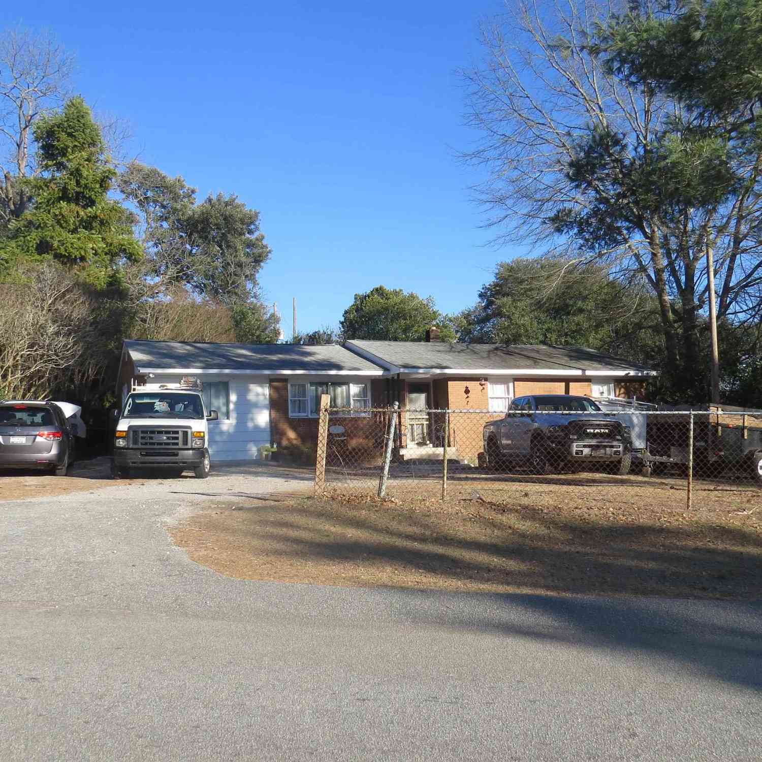 Homes For Sale - 1802 Nearview Avenue<br/> Columbia, SC 29223