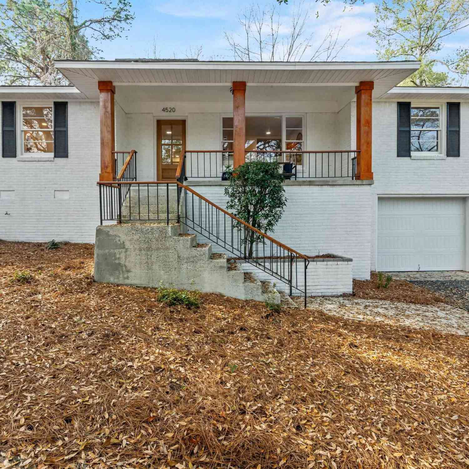 Homes For Sale - 4520 Oakwood Drive<br/> Columbia, SC 29206