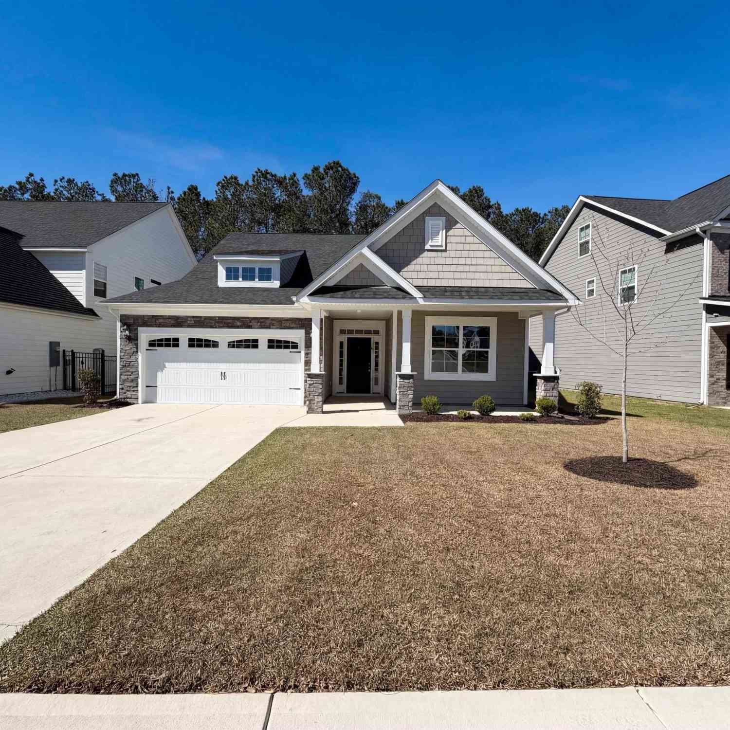 Homes For Sale - 360 Autumn Pond Drive<br/> Blythewood, SC 29016