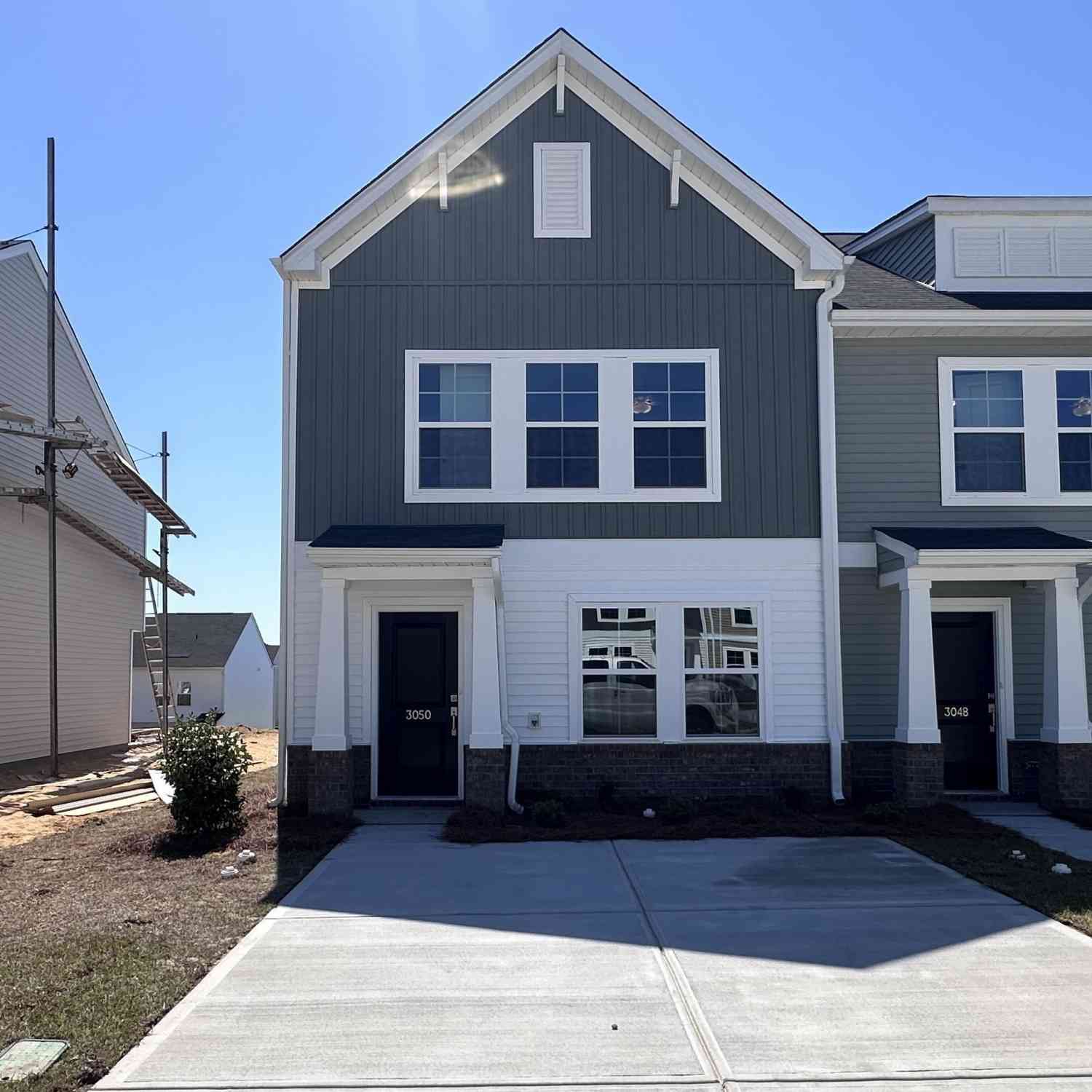 Townhouse For Sale - 3050 Harborview Drive<br/> Columbia, SC 29229