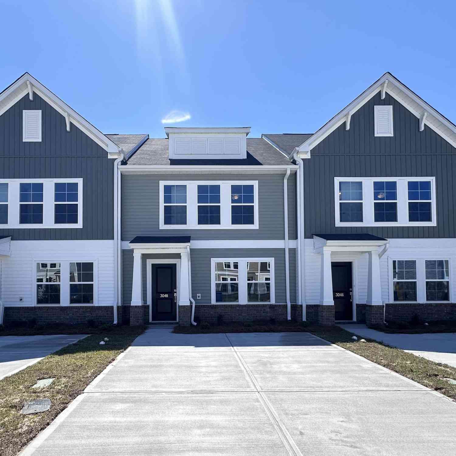 Townhouse For Sale - 3048 Harborview Drive<br/> Columbia, SC 29229