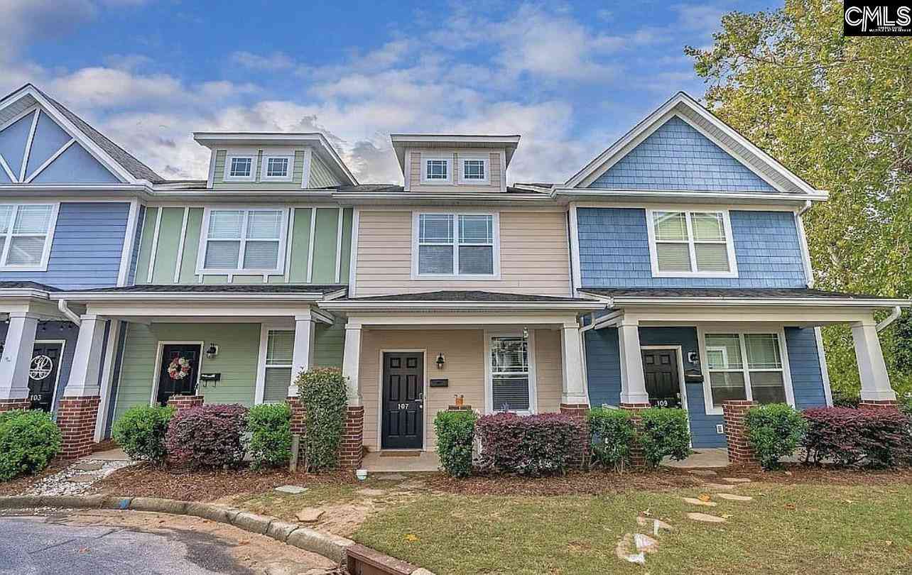 Townhouse For Sale - 107 Arsenal Academy Place<br/> Columbia, SC 29201