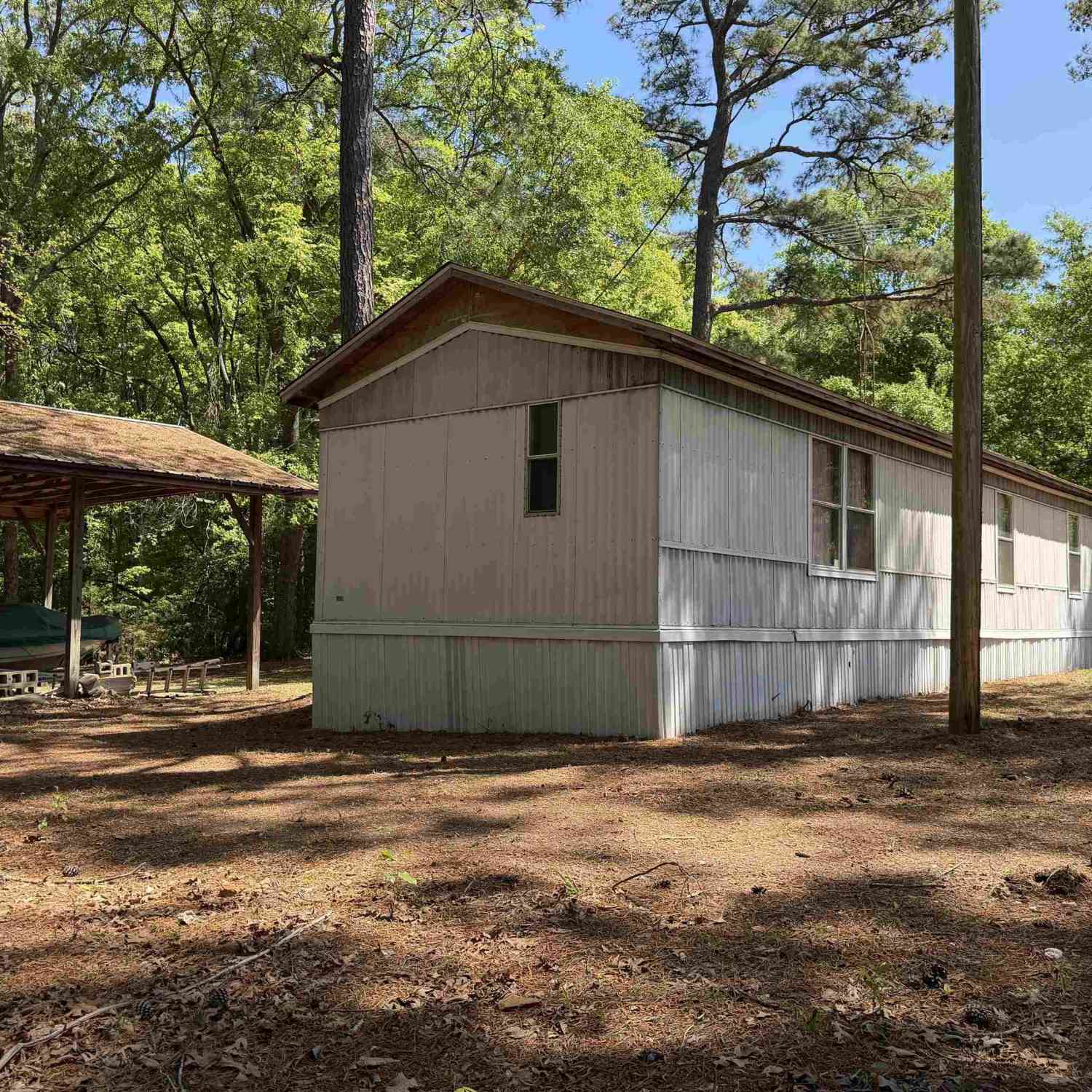 Mobile Home For Sale - 1107 Sandalwood<br/> Leesville, SC 29070