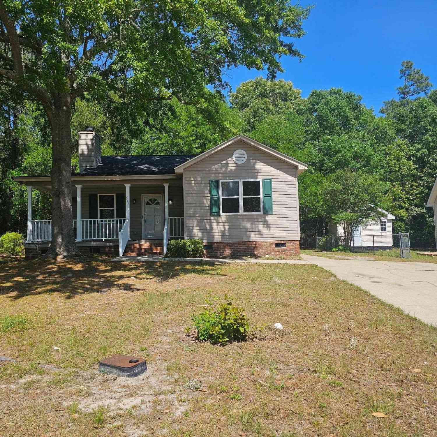 Homes For Sale - 516 Wilmuth Circle<br/> West Columbia, SC 29170