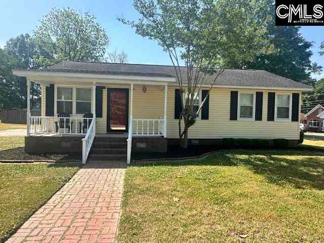 Homes For Sale - 2000 Johnstone Street<br/> Newberry, SC 29108