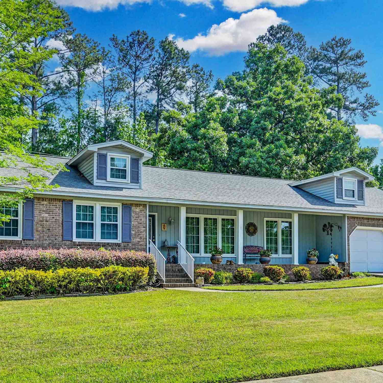 Homes For Sale - 131 Charing Cross Road<br/> Irmo, SC 29063