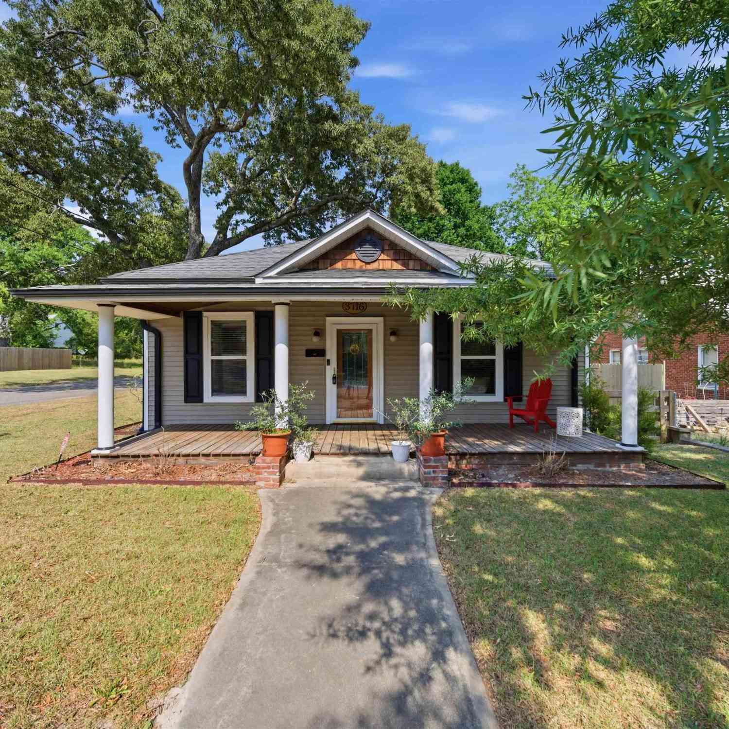 Homes For Sale - 3716 Palmetto Avenue<br/> Columbia, SC 29203