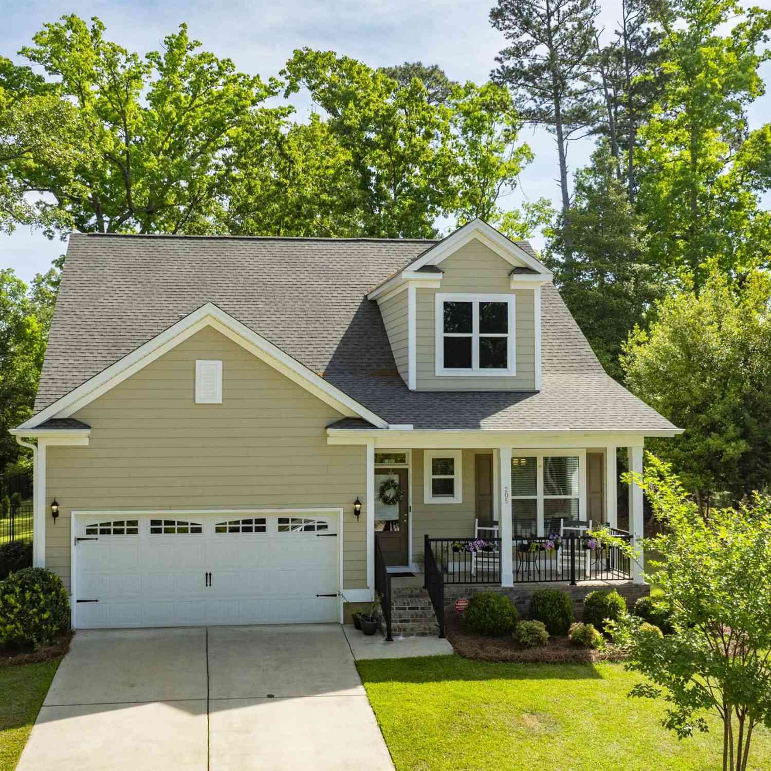 Homes For Sale - 205 Quiet Cove Court<br/> Chapin, SC 29036