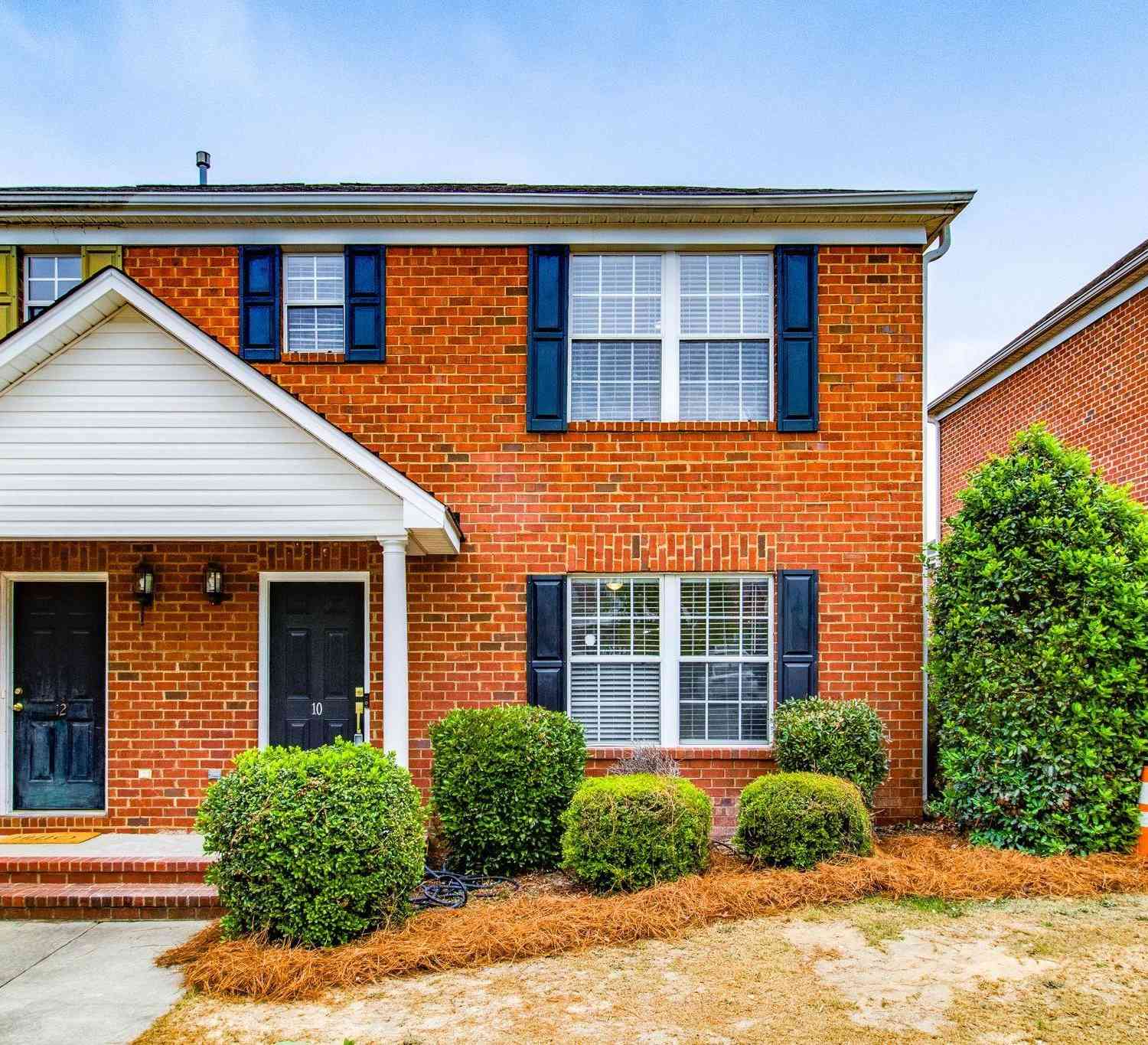Townhouse For Sale - 10 Trentridge Court<br/> Columbia, SC 29229