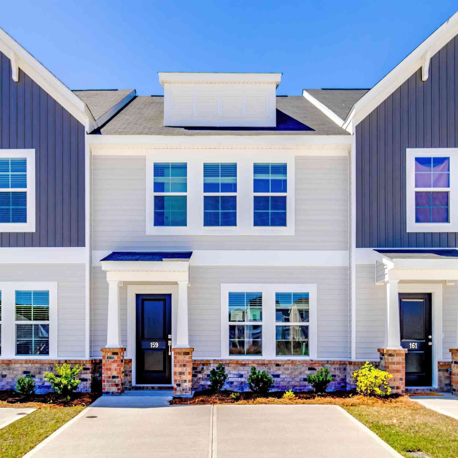 Townhouse For Sale - 159 Carr Lane<br/> Columbia, SC 29223