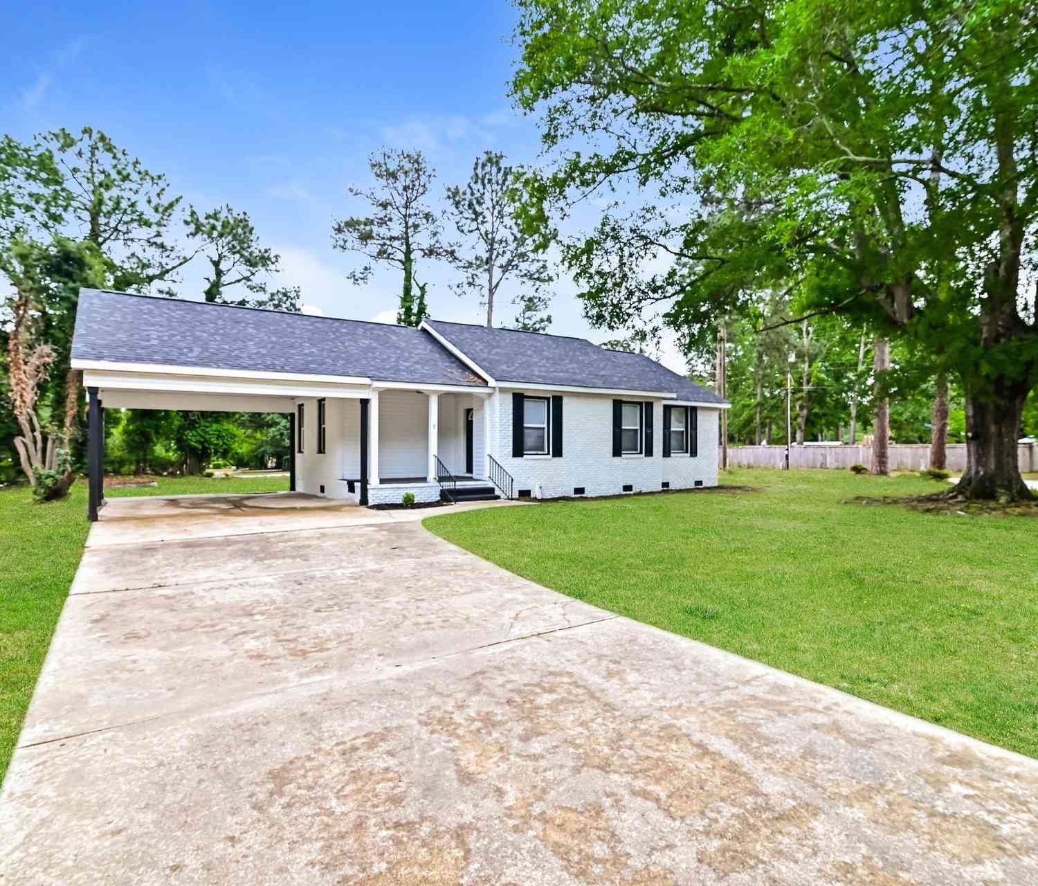 Homes For Sale - 1 Kenilworth Avenue<br/> Sumter, SC 29150