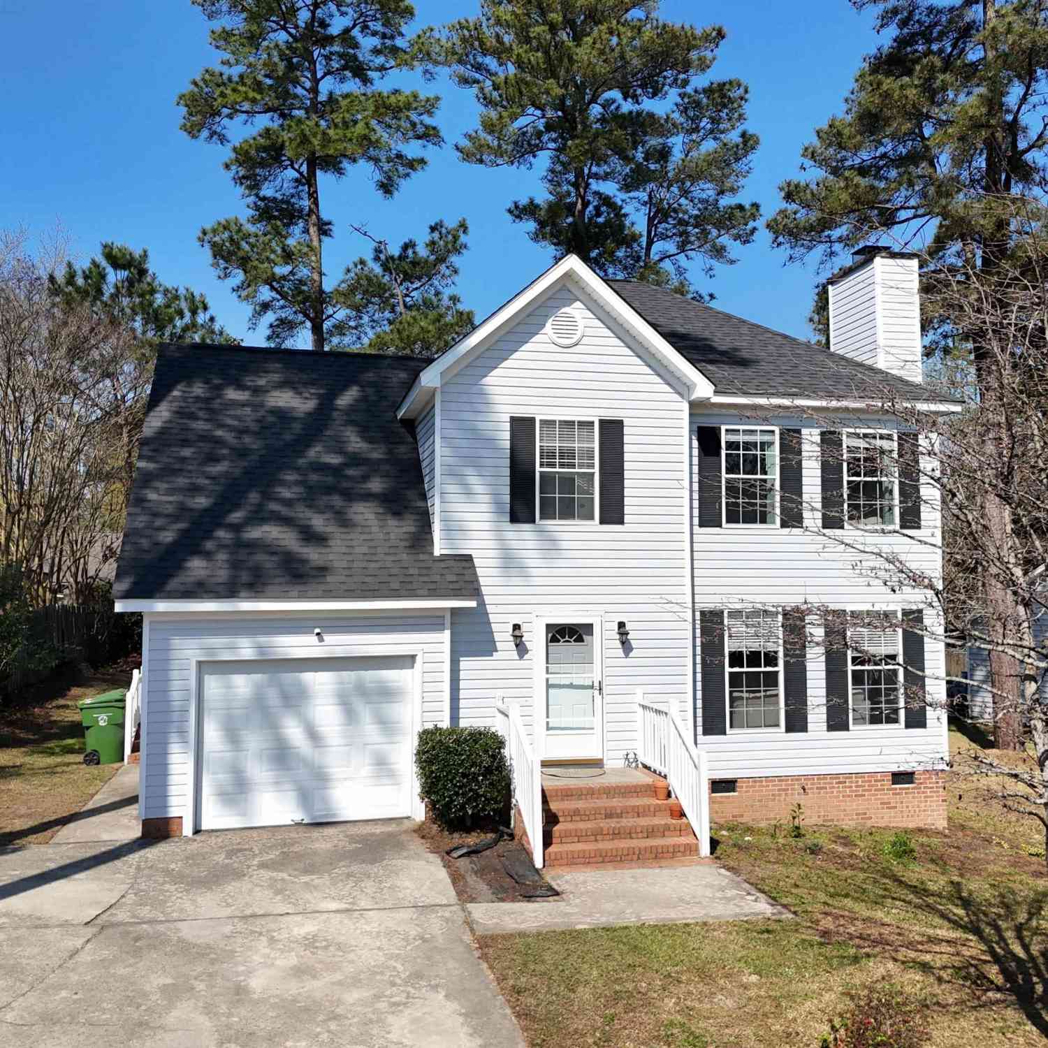 Homes For Sale - 136 Charles Towne Court<br/> Columbia, SC 29209