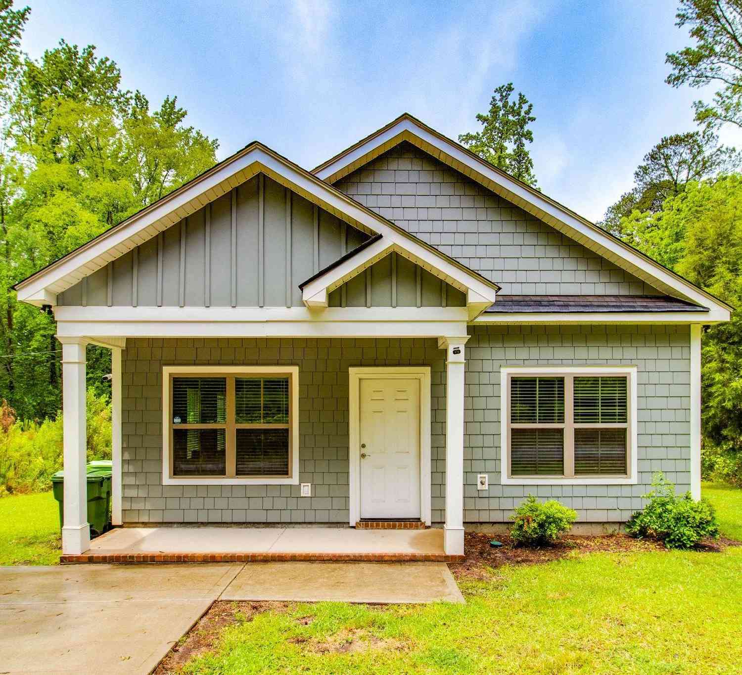 Homes For Sale - 1339 Bon Air Drive<br/> Columbia, SC 29203