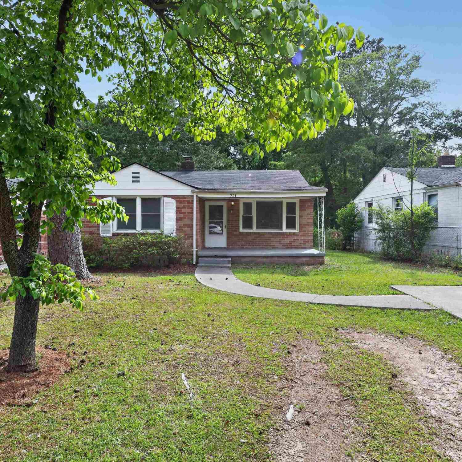Homes For Sale - 721 Vernon Street<br/> Columbia, SC 29203