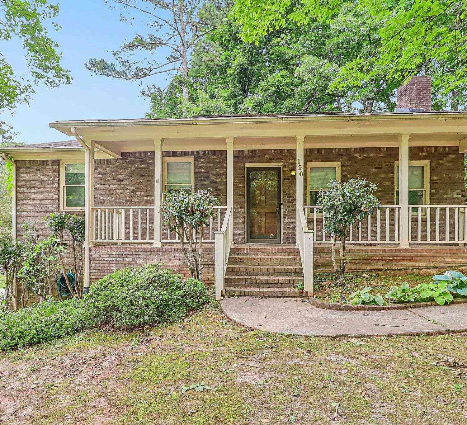 Homes For Sale - 120 Wateroak Drive<br/> Irmo, SC 29063
