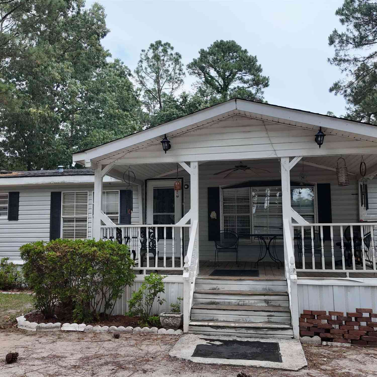 Mobile Home For Sale - 2012 Highway 6<br/> Gaston, SC 29053