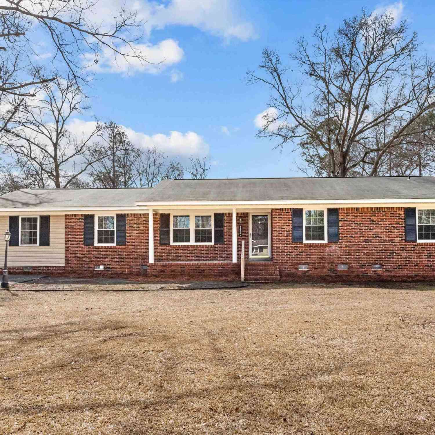 Homes For Sale - 1127 Bayview Drive<br/> Lugoff, SC 29078